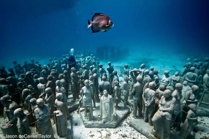 underwatersculpture-14.jpg