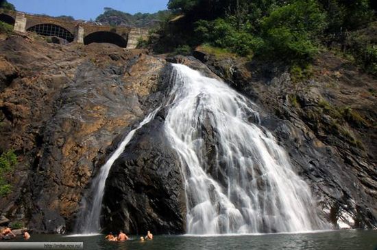 Дудсагар (Dudhsagar Falls) 2