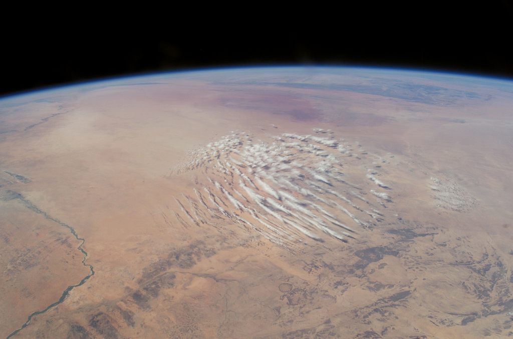 Облака над Сахарой