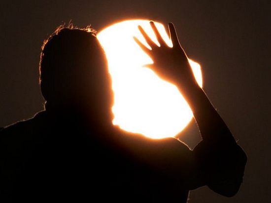 first-partial-solar-eclipse-2011-05.jpg